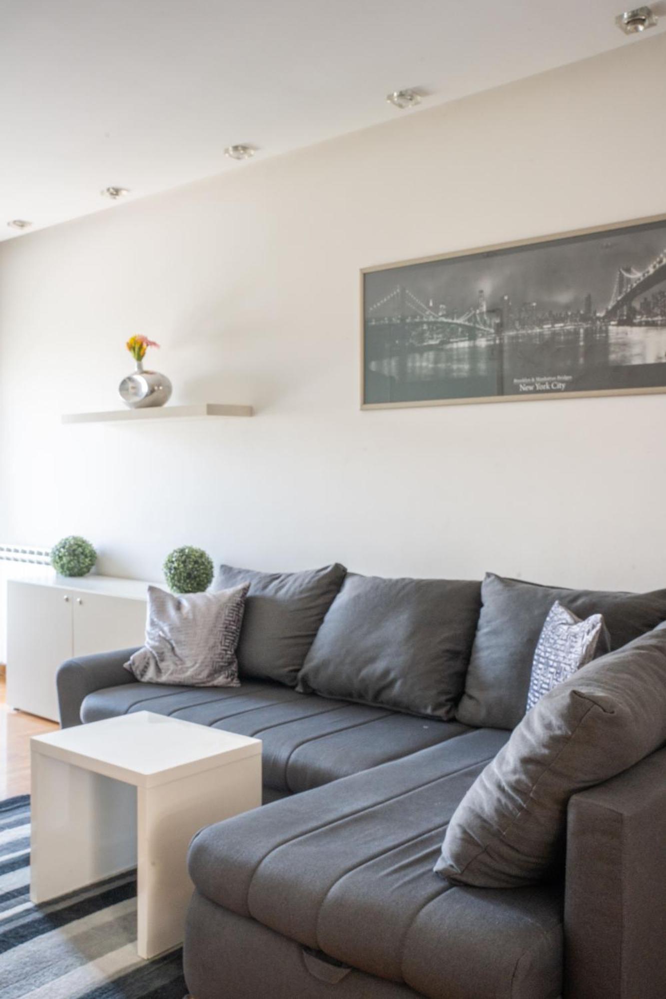 Angelo Apartment